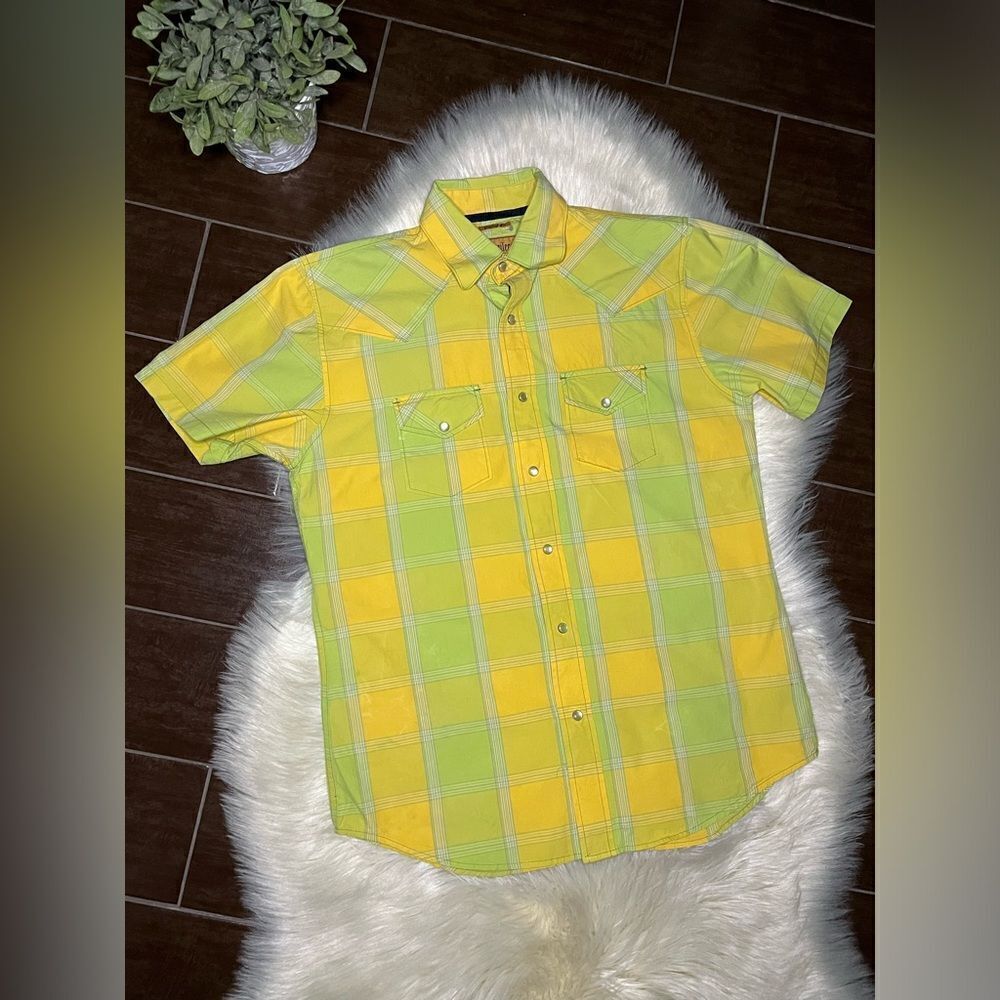 Trailer Vintage Fit yellow/green plaid pearl snap button down sz large